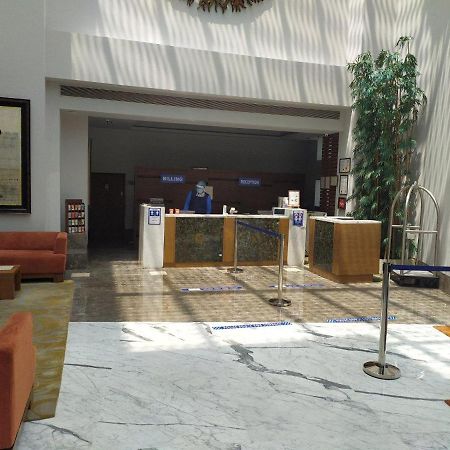 Fortune Sector 27, Noida - Member Itc Hotels' Group Exteriör bild