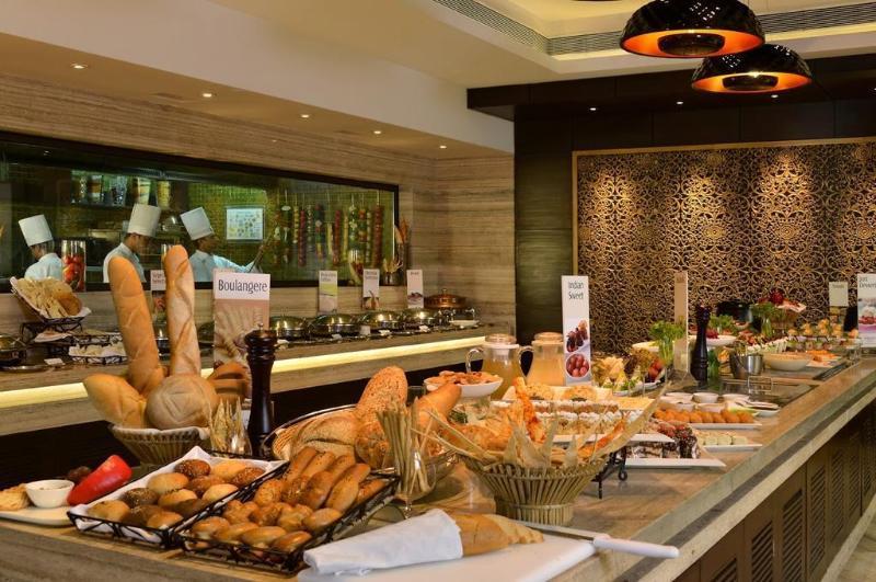 Fortune Sector 27, Noida - Member Itc Hotels' Group Exteriör bild