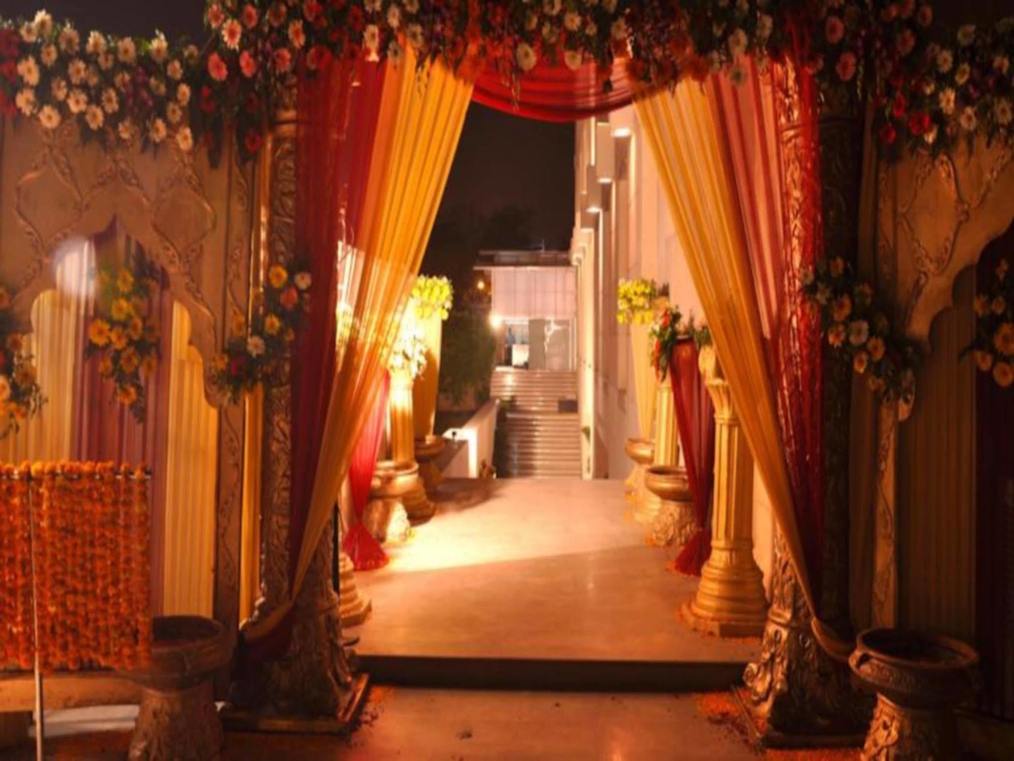 Fortune Sector 27, Noida - Member Itc Hotels' Group Exteriör bild
